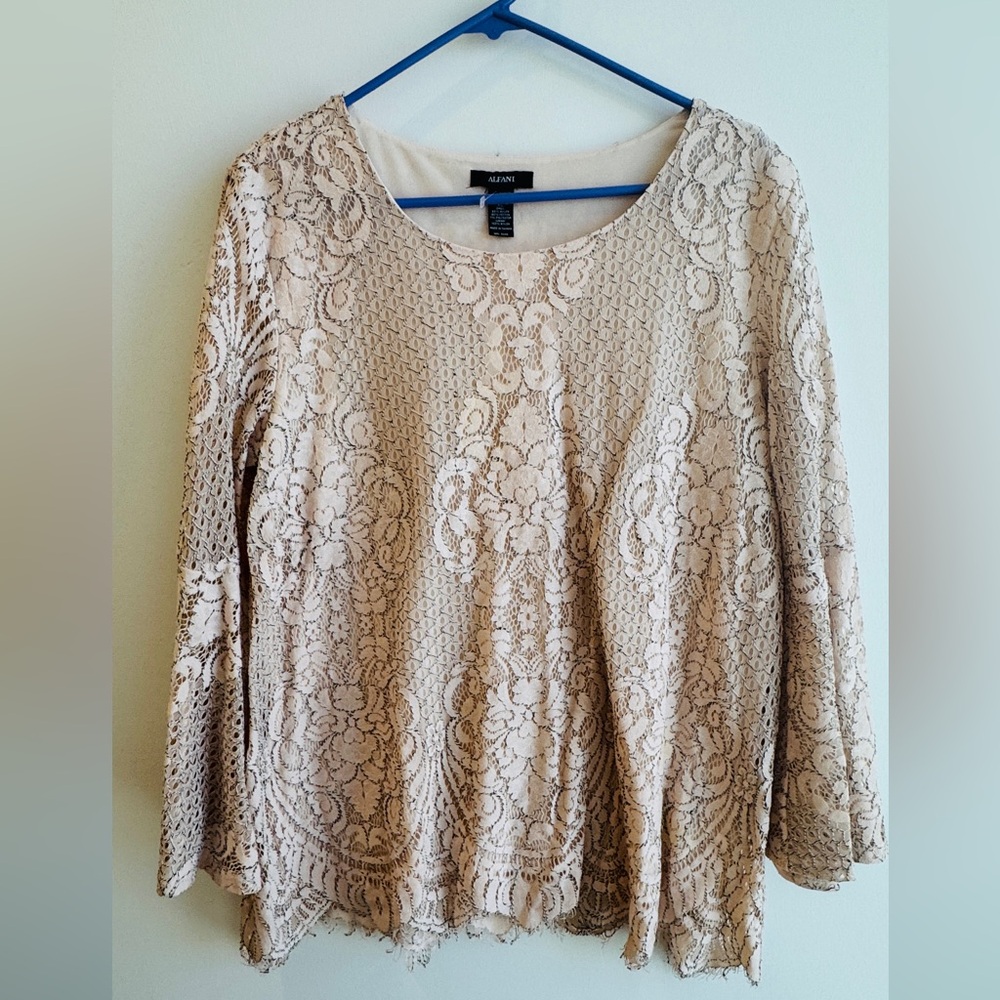 Alfani Women's Crocheted Lace Pink / Blush Blouse Top  Bell Sleeves -- Size XL